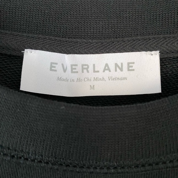 Everlane The 100% Human Typography Sweatshirt in Black Size Medium NWOT - Picture 5 of 9